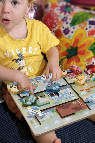 Tooky Toy - Traffic Maze Puzzle Board